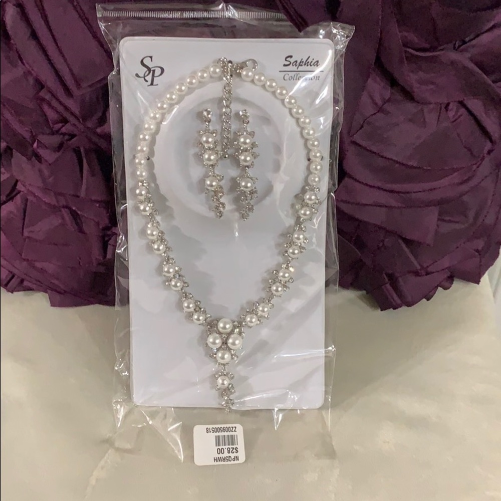 Fashion Jewelry...Necklace and Earrings